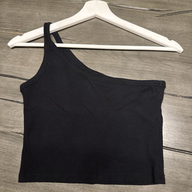 Black One-Shoulder Top