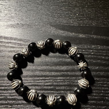 CH Beads x Gravierte Kugeln Armband