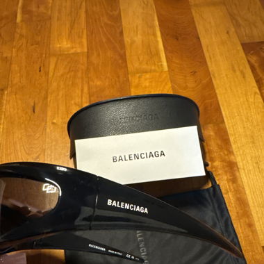Balenciaga Sonnenbrille Schwarz