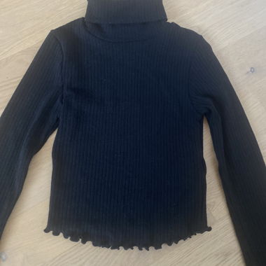 Rollkragen-Shirt