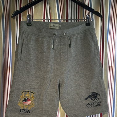 Grauer Short – Kind 16 Jahre