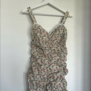 Kleid ungetragen Grösse S