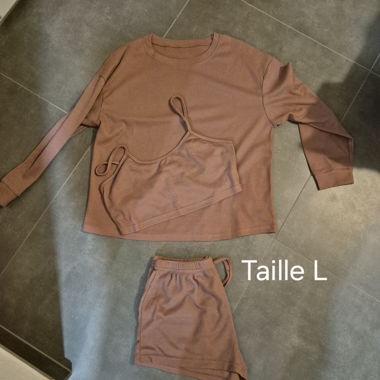 Lässiges Ensemble