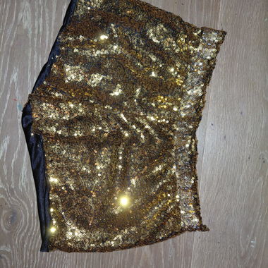 Shorts con glitter