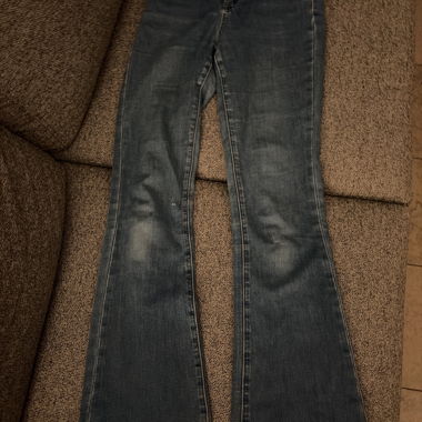 Jeans blu a zampa