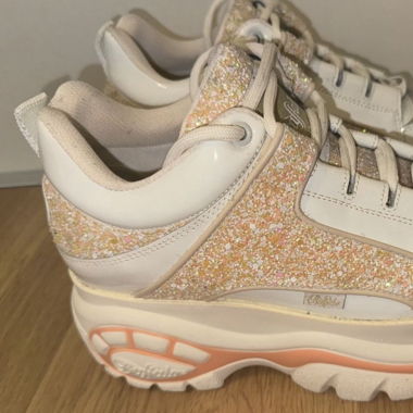 Buffalo Plateau-Sneaker Glitzer
