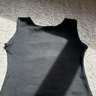 Tank top in Schwarz mit Offenem Rücken
