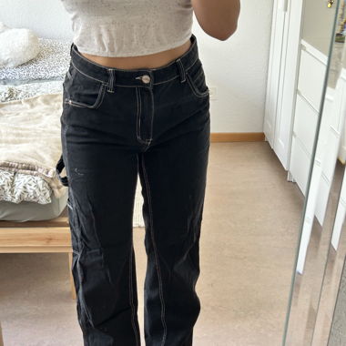 Schwarze hosen straight