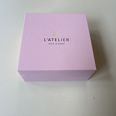 L'ATELIER Schmuckbox und Kette (echt Gold)