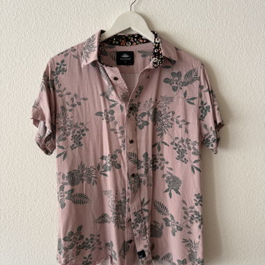 Chemise à manches courtes