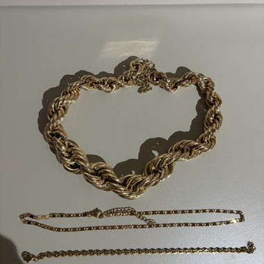 Halsketten und Armband 