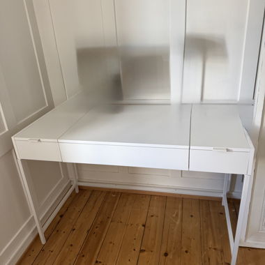 White desk