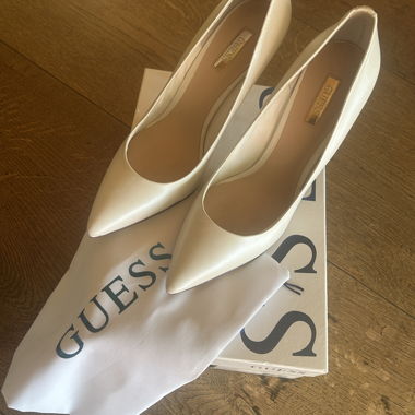 Guess High Heels