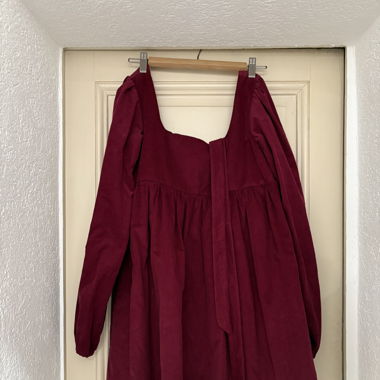 Burgundy cordury long-sleeve dress