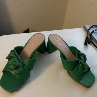 grüne Pumps