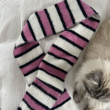 thin scandi scarf