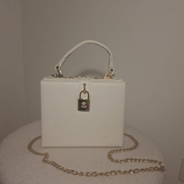 Borsa Bianca con Catena