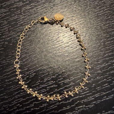 Gold-coloured Bead Bracelet