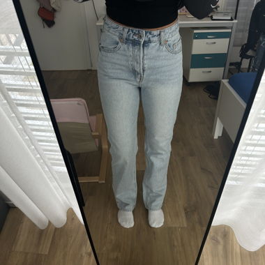 straight leg Jeans
