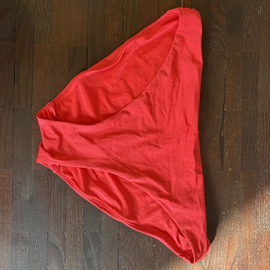 Bas de bikini rouge