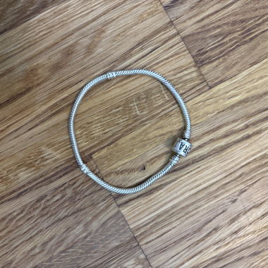 Pandora Armband