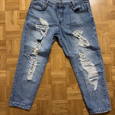 Ripped Jeans