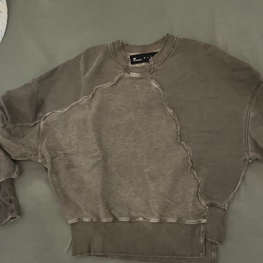Umvain split sweater