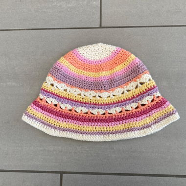Cappello da pescatore all’uncinetto