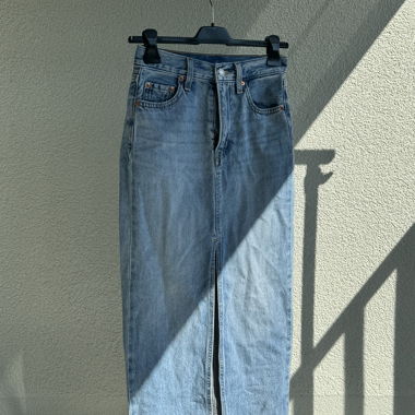 levi’s jeansrock mit gehschlitz