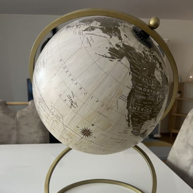 Globe terrestre décoratif 