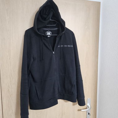 Schwarze Jacke