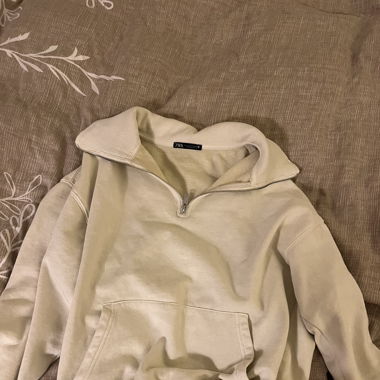Zara Pullover