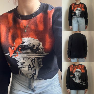 Moderner Schwarzer Sweater Statuen-Print