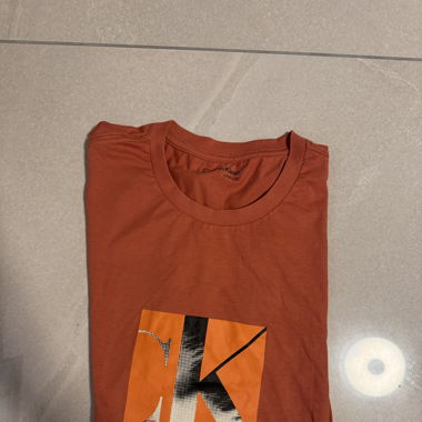 Calvin Klein T-Shirt