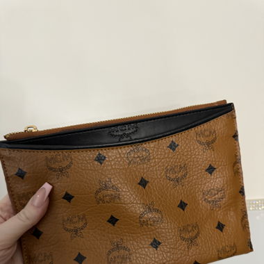 MCM Clutch