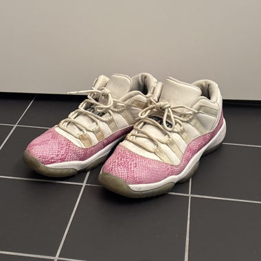 Jordan 11