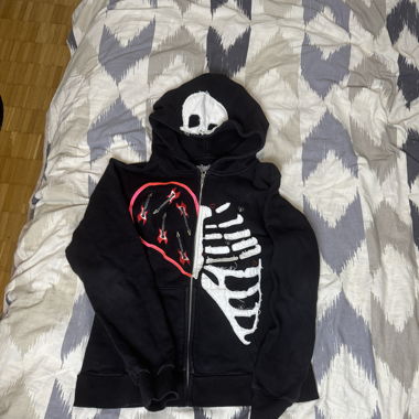 Y2K Skeleton Zipper