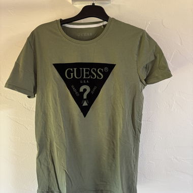 T-shirt verde GUESS