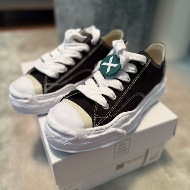 MMY Footwear Wear
