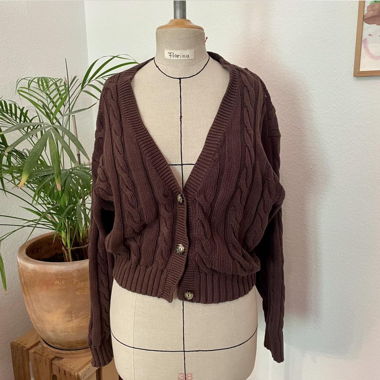 Braune Strickjacke von Monki
