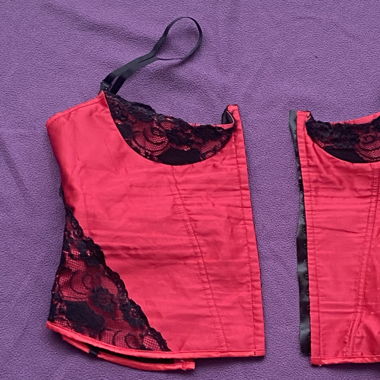 Corset en satin sans bande pour lacer 