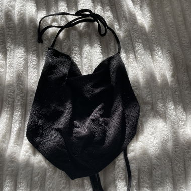 Backless top