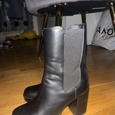Bottes à talons 