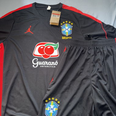 Ensemble football Brésil noir