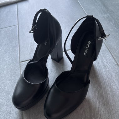 Escarpins slingback noirs
