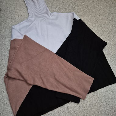 Chicorée Colourblock Rollkragenpullover L