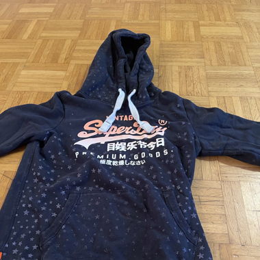 Kapuzenpullover