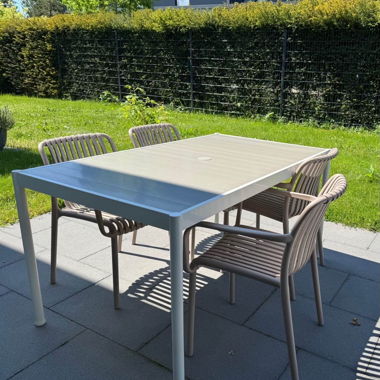Ensemble Table et 4 chaises