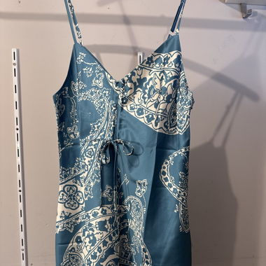 Blaues Kleid