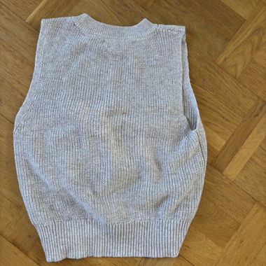 Light brown knit sweater vest